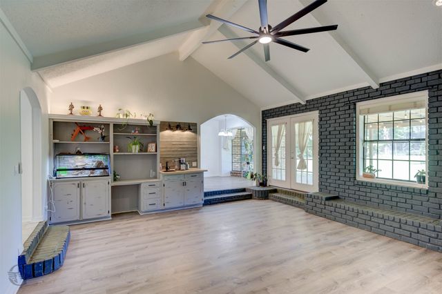 3063 Hayes Drive, Shreveport, LA 71118