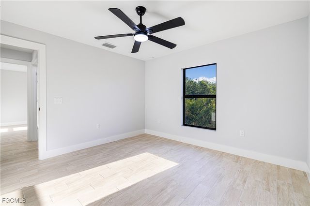 2709 58th ST W, Lehigh Acres, FL 33971