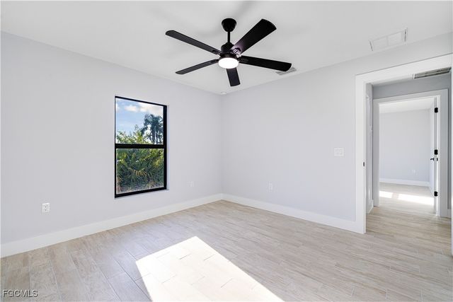 2709 58th ST W, Lehigh Acres, FL 33971