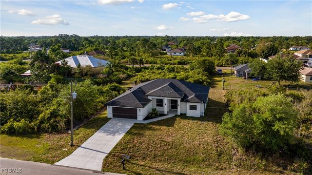 2709 58th ST W, Lehigh Acres, FL 33971