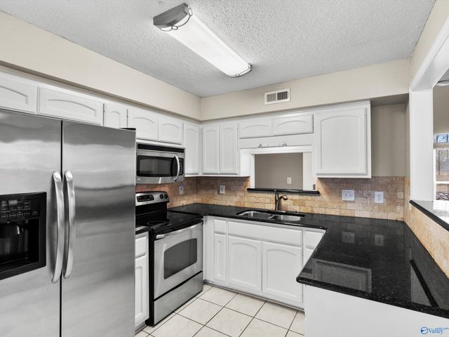 203 Brushcreek Drive SW, Huntsville, AL 35824