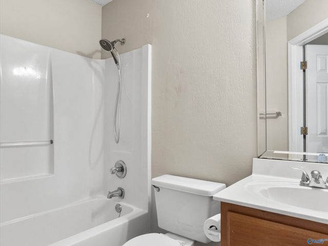 203 Brushcreek Drive SW, Huntsville, AL 35824