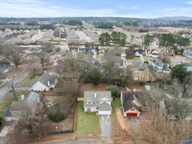 203 Brushcreek Drive SW, Huntsville, AL 35824