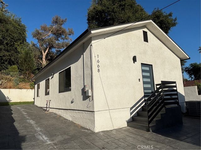 1668 Glen Avenue, Pasadena, CA 91103