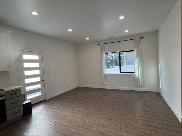 1668 Glen Avenue, Pasadena, CA 91103