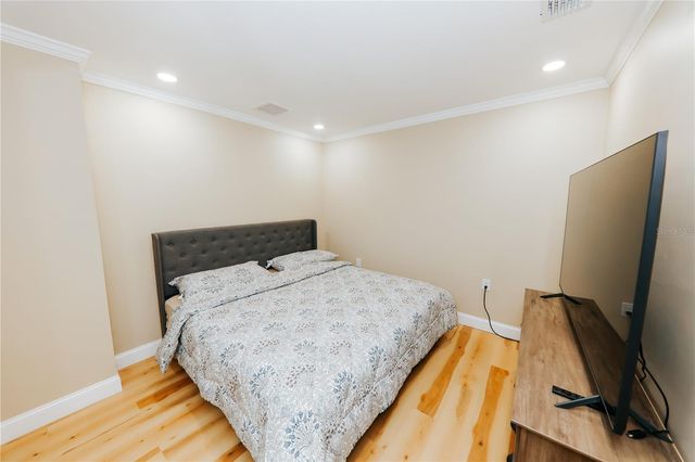 5211 24TH AVENUE DRIVE W, Bradenton, FL 34209