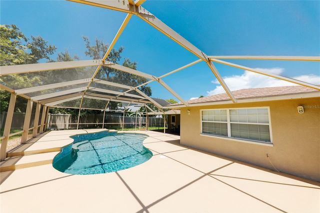 5211 24TH AVENUE DRIVE W, Bradenton, FL 34209