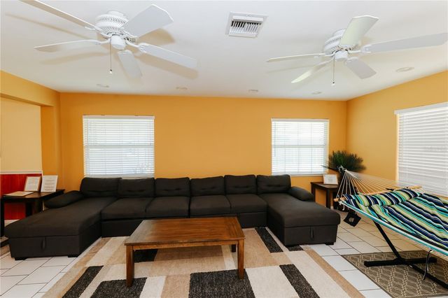 5211 24TH AVENUE DRIVE W, Bradenton, FL 34209