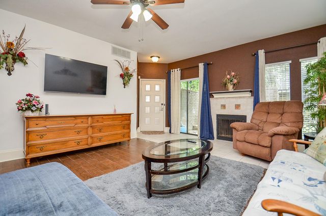 10811 Richmond Avenue 38, Houston, TX 77042