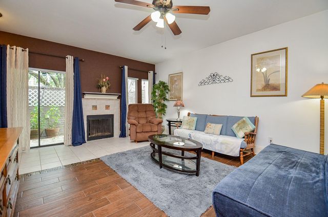 10811 Richmond Avenue 38, Houston, TX 77042