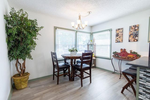 1516 Taylor Avenue, Evansville, IN 47714