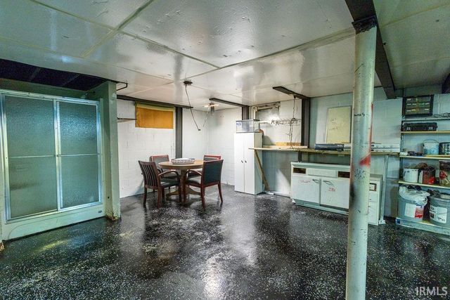1516 Taylor Avenue, Evansville, IN 47714