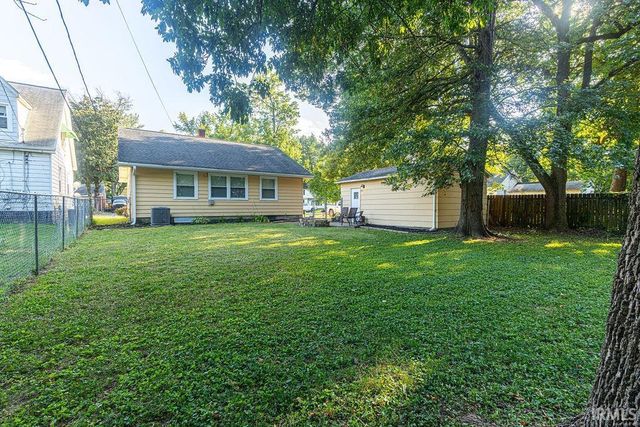 1516 Taylor Avenue, Evansville, IN 47714