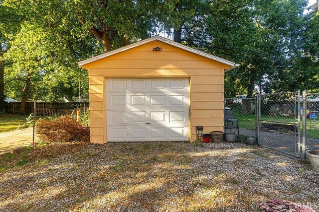 1516 Taylor Avenue, Evansville, IN 47714