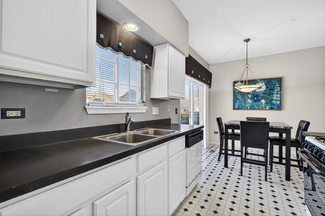 1429 Levato Lane, Minooka, IL 60447