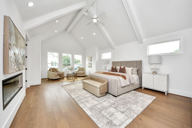 1721 Chantilly Lane, Houston, TX 77018