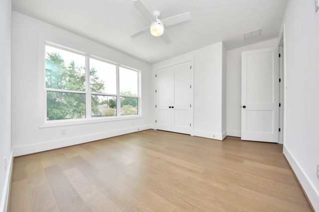 1721 Chantilly Lane, Houston, TX 77018