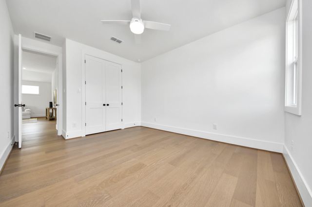 1721 Chantilly Lane, Houston, TX 77018