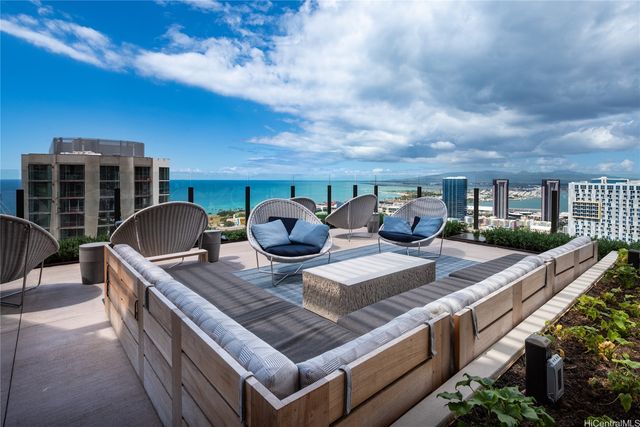 987 Queen Street 2104, Honolulu, HI 96814
