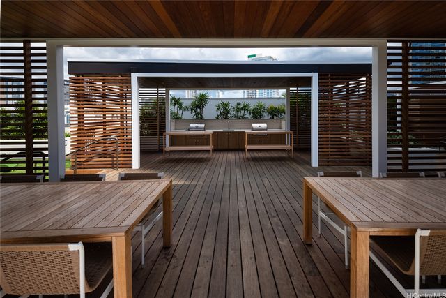 987 Queen Street 2104, Honolulu, HI 96814
