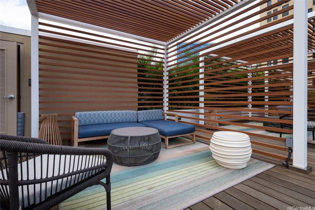 987 Queen Street 2104, Honolulu, HI 96814