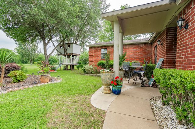 350 Vz County Road 3907, Wills Point, TX 75169