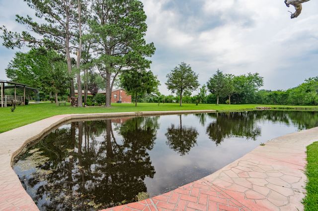 350 Vz County Road 3907, Wills Point, TX 75169