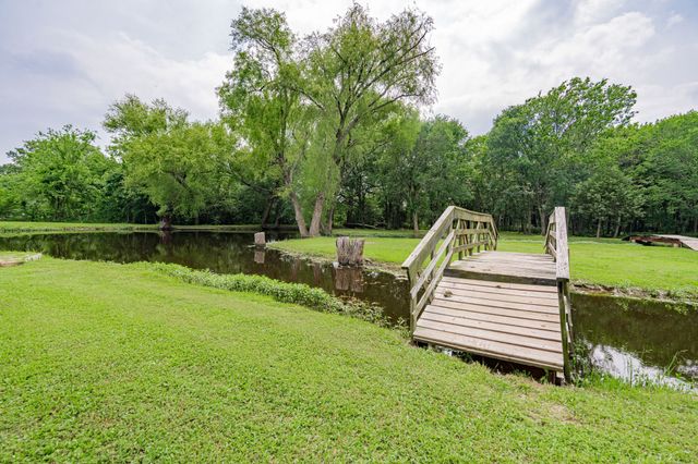 350 Vz County Road 3907, Wills Point, TX 75169