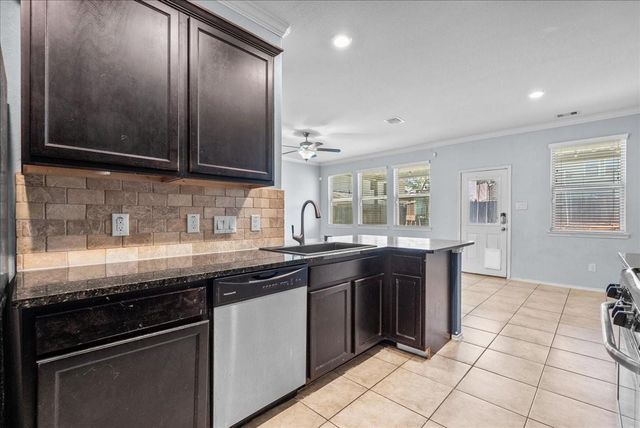 6525 Stoney Creek Drive, Pasadena, TX 77503