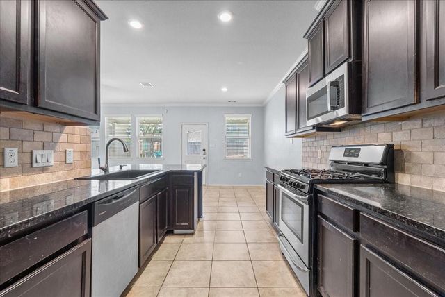 6525 Stoney Creek Drive, Pasadena, TX 77503