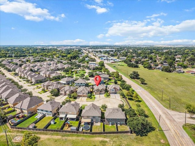 6525 Stoney Creek Drive, Pasadena, TX 77503