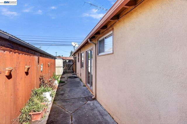 1206 Purdue St, San Leandro, CA 94579