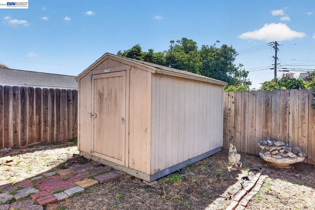 1206 Purdue St, San Leandro, CA 94579