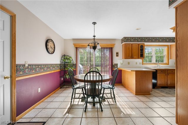 1312 Evelyn Lane, Akron, OH 44306