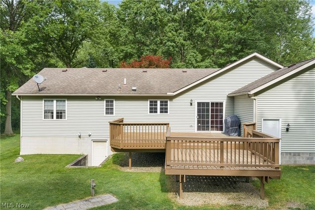 1312 Evelyn Lane, Akron, OH 44306