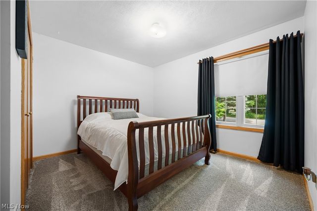 1312 Evelyn Lane, Akron, OH 44306