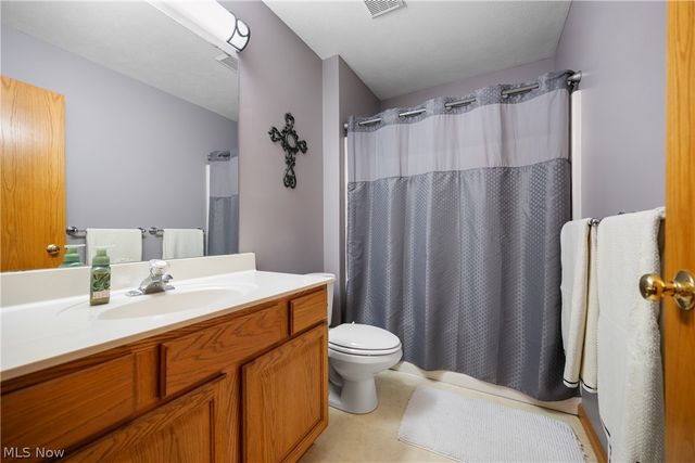 1312 Evelyn Lane, Akron, OH 44306