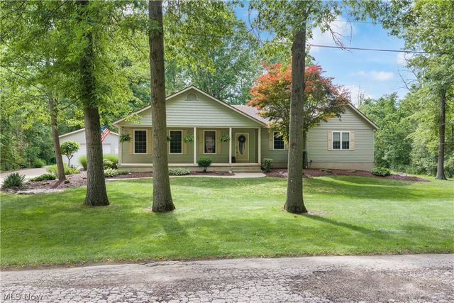 1312 Evelyn Lane, Akron, OH 44306