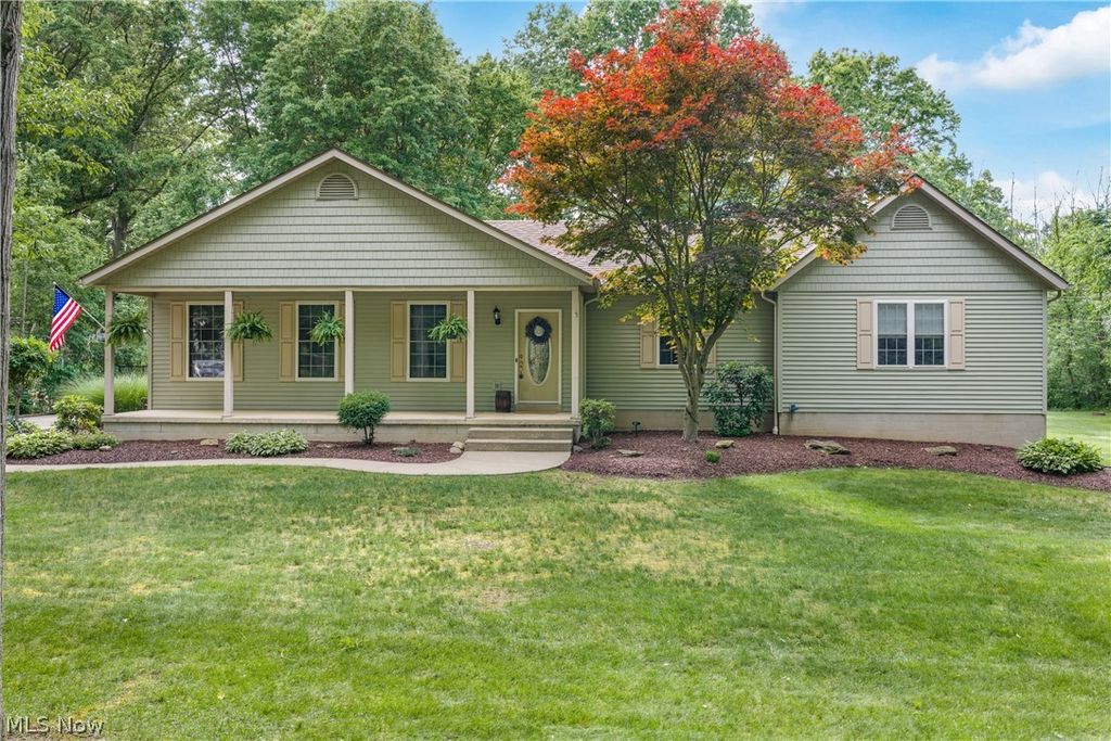 1312 Evelyn Lane, Akron, OH 44306