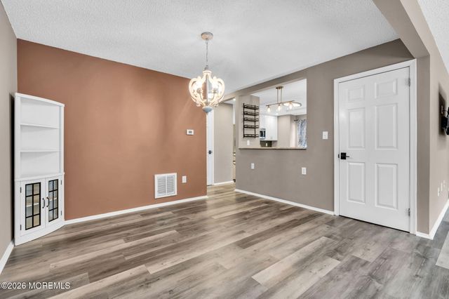 47 Madison Court, Tinton Falls, NJ 07712