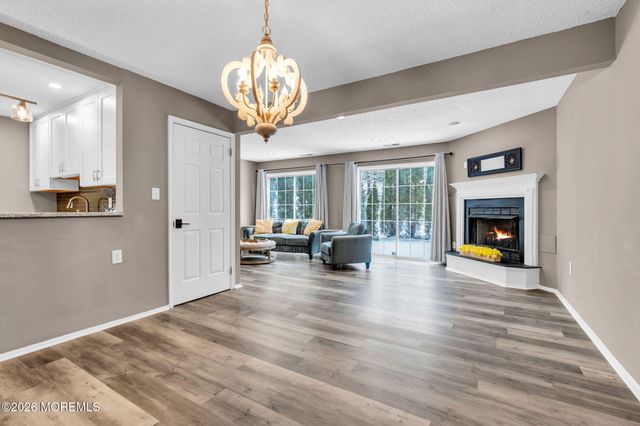 47 Madison Court, Tinton Falls, NJ 07712