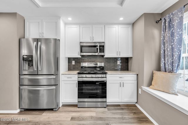 47 Madison Court, Tinton Falls, NJ 07712