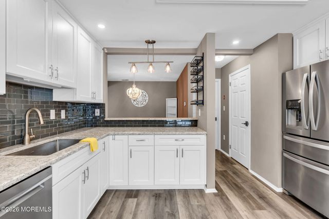 47 Madison Court, Tinton Falls, NJ 07712