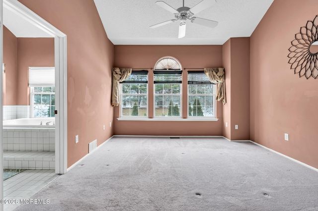 47 Madison Court, Tinton Falls, NJ 07712