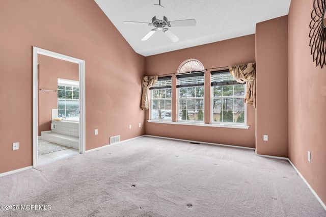 47 Madison Court, Tinton Falls, NJ 07712