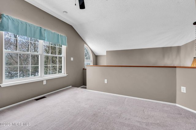 47 Madison Court, Tinton Falls, NJ 07712