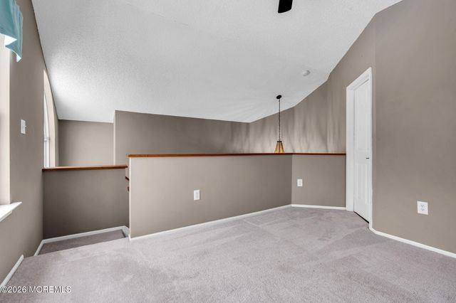 47 Madison Court, Tinton Falls, NJ 07712