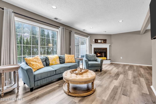 47 Madison Court, Tinton Falls, NJ 07712