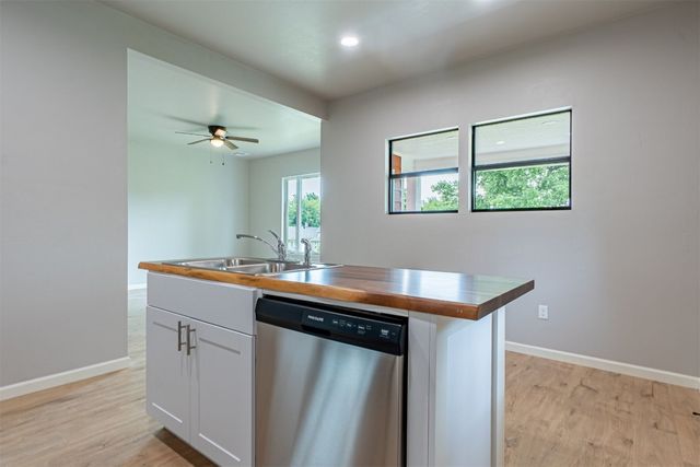 405 N Rock Island Avenue, El Reno, OK 73036