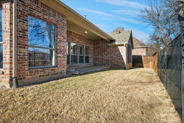 3308 Texas Trail Court, Hurst, TX 76054